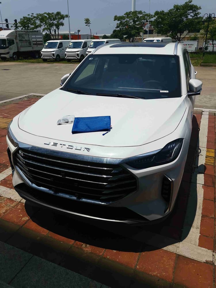 Jettel X70 PLUS 2025 1.5T CVT Flagship PRO 7