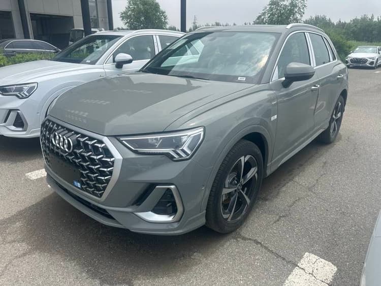Audi Q3 2025 quattro 45th Anniversary Collection 35TFSI Fashion Dynamic