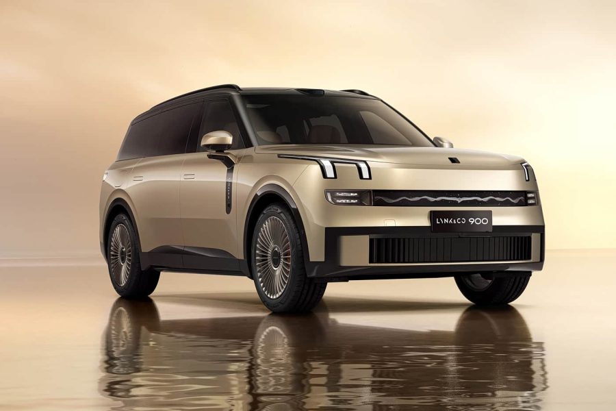 Lynk and Co 900 vehicle in PortAuto reviewed media